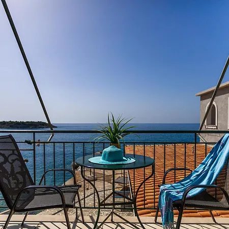 Aparthotel Marina 4*