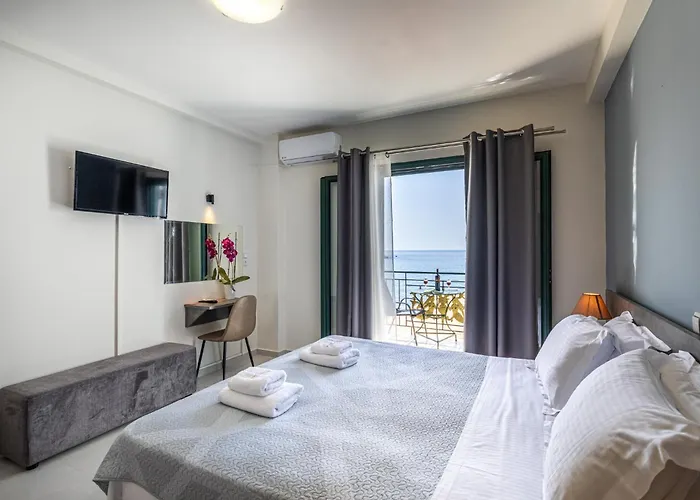 Marina 4* Kardhamili