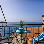 Marina Aparthotel 4*