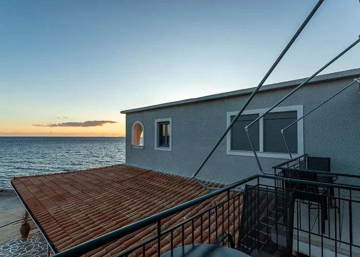 Marina 아파트호텔