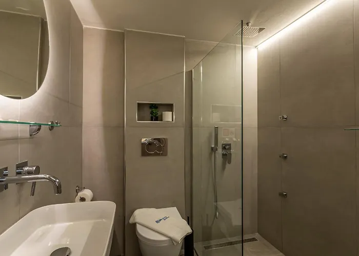 Lägenhetshotell Marina 4*