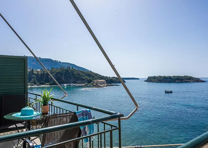 Marina Кардамили