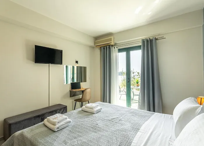 Marina Lägenhetshotell Kardhamili